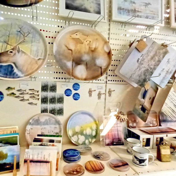 Kertun Taidepuodin taidetta